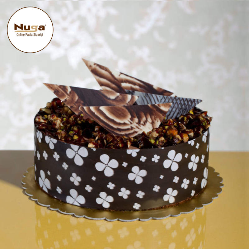 Krokan Çikolatalı Pasta