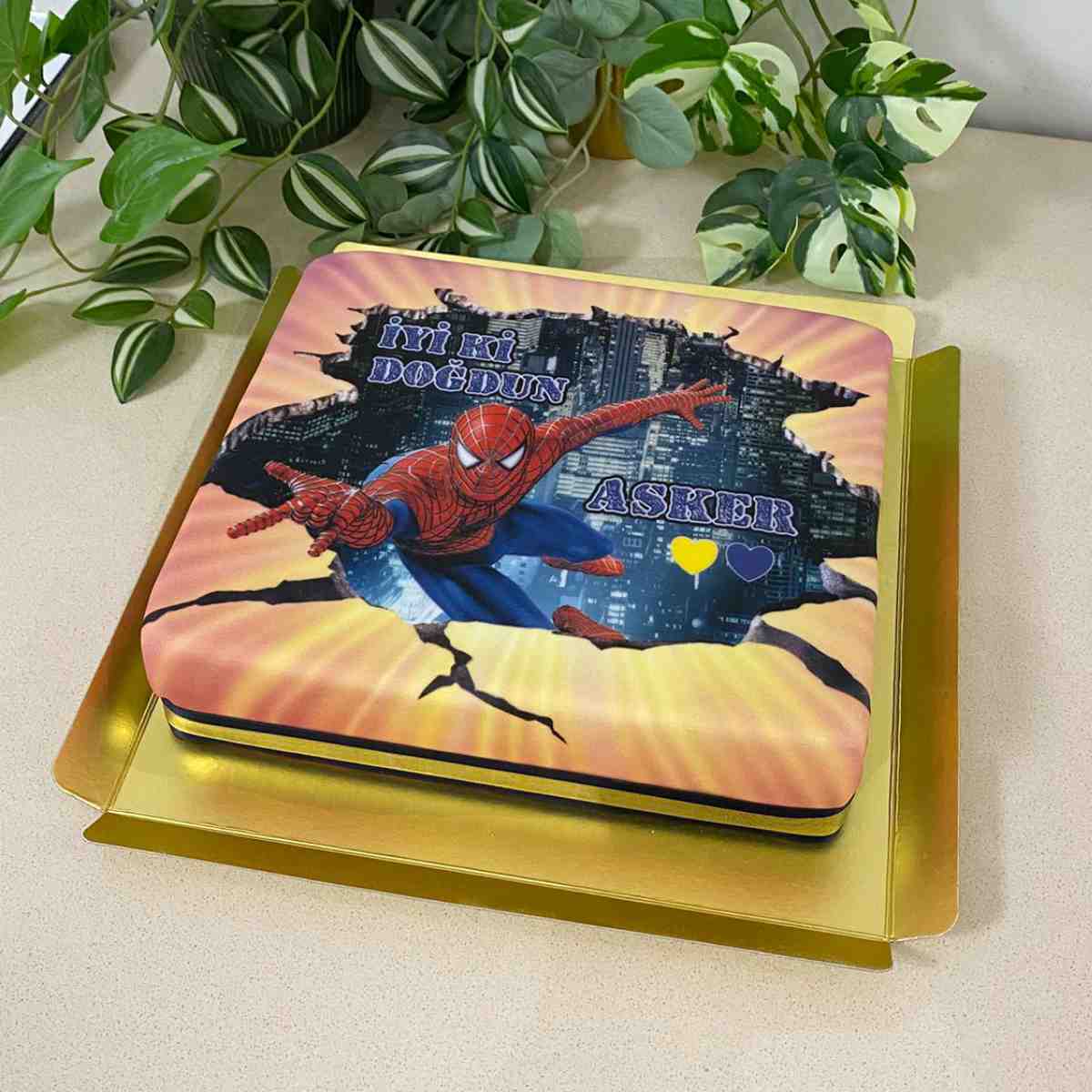 Spiderman Birthday Cake