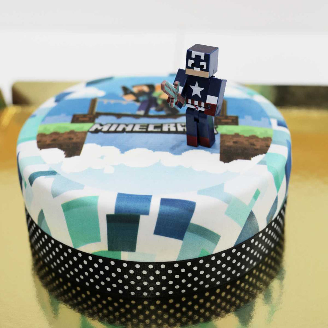 Minecraft Oyuncaklı Pasta