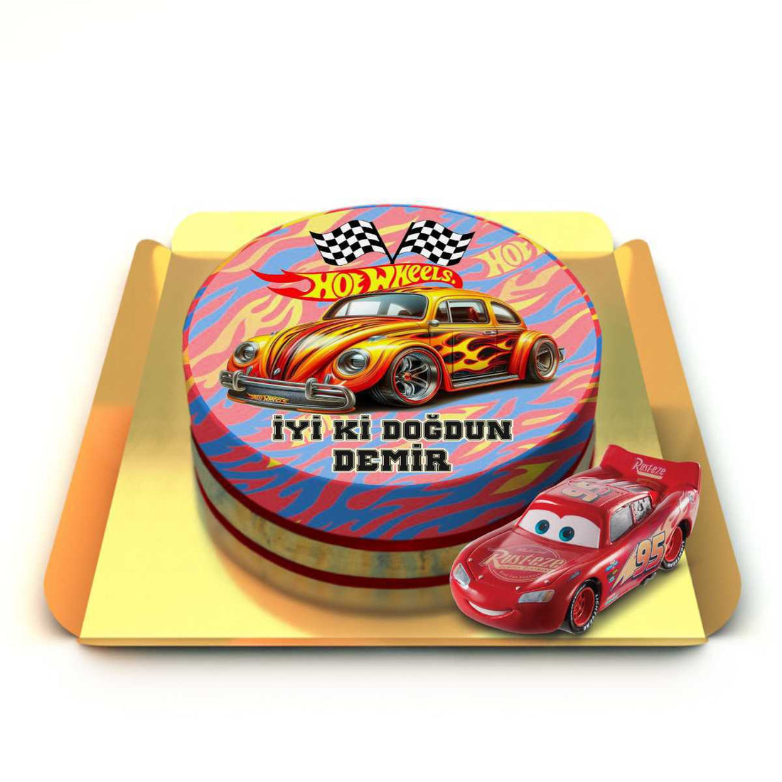Hot Wheels Pastası ve Şimşek Mcqueen Oyuncağı