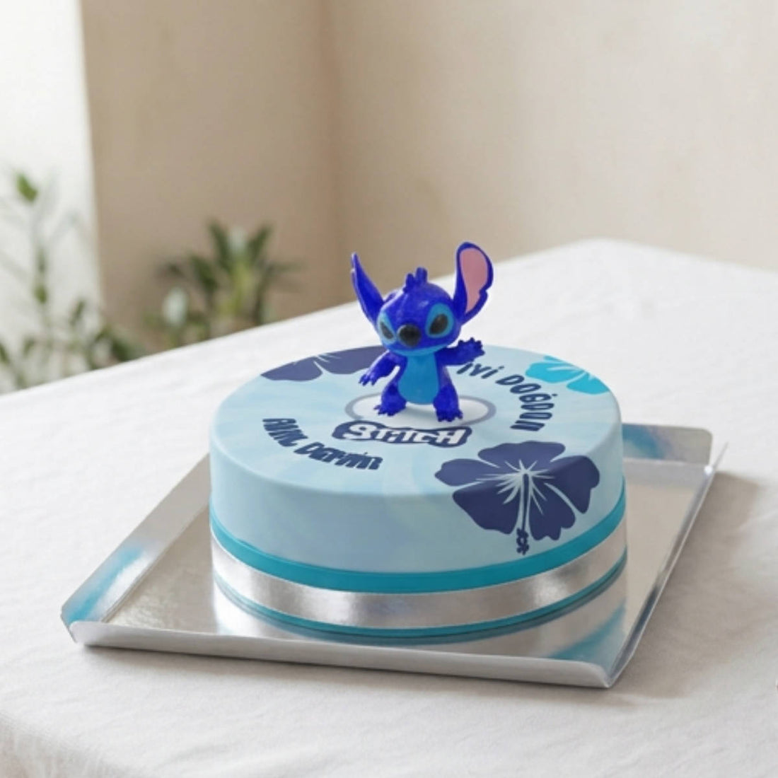 Stitch Oyuncaklı Pasta