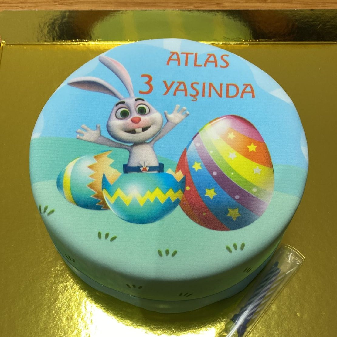 Akıllı Tavşan Momo Pastası