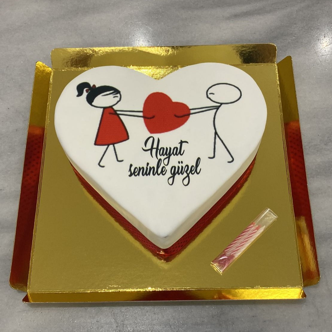 Hayat Seninle Güzel Kalp Pasta
