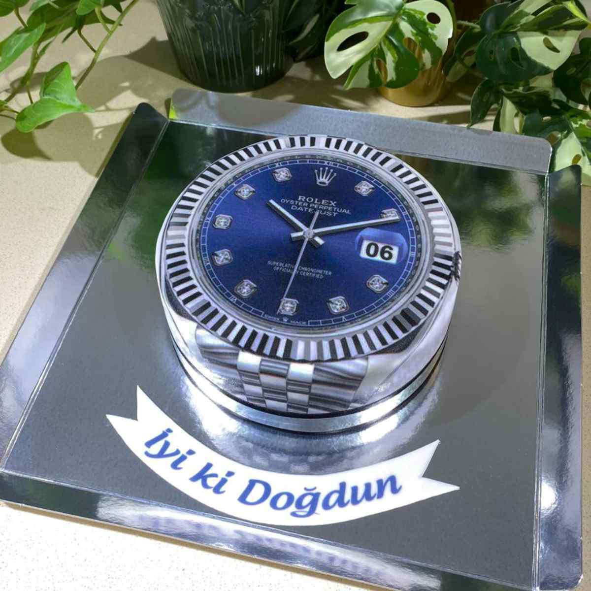 Saat Tasarımlı Pasta