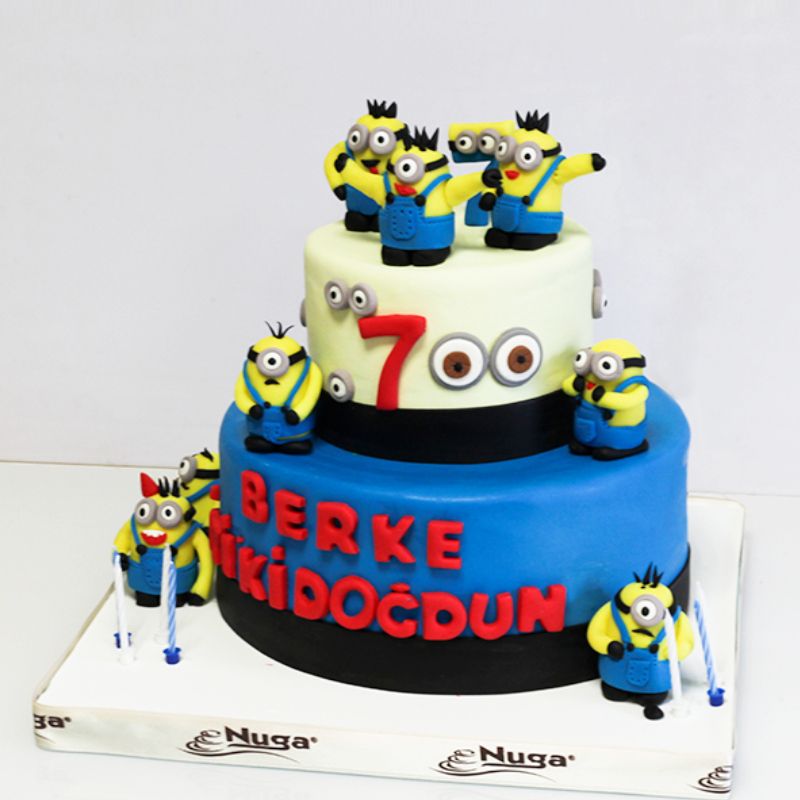 Minions Doğum Günü Pasta