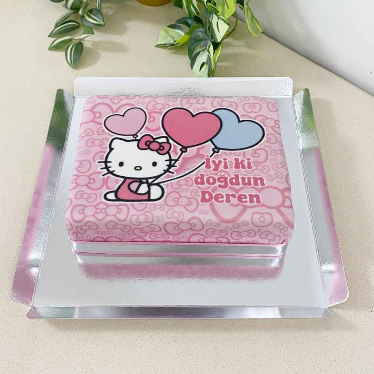 Hello Kitty Çocuk Pastası