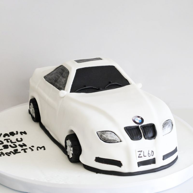 Beyaz BMW Pasta